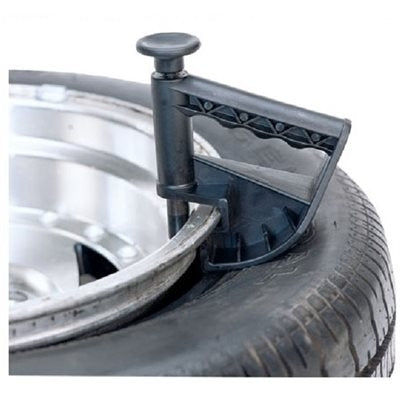 Pince repousse talon pour faciliter le montage du pneu